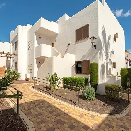 Apartment La Isla *